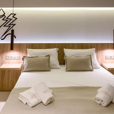 Pantheon Sea View Aparthotel 4*