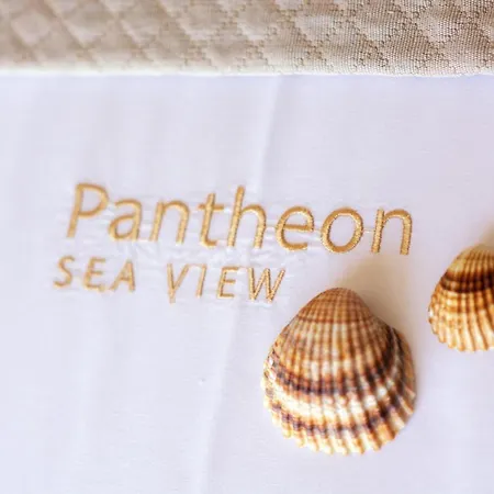 Pantheon Sea View Aparthotel 4*