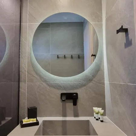 Aparthotel Pantheon Sea View