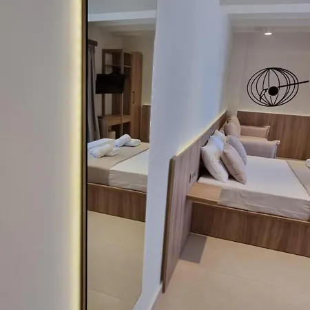 Aparthotel Pantheon Sea View