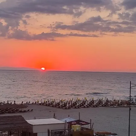 Aparthotel Pantheon Sea View Neoi Poroi