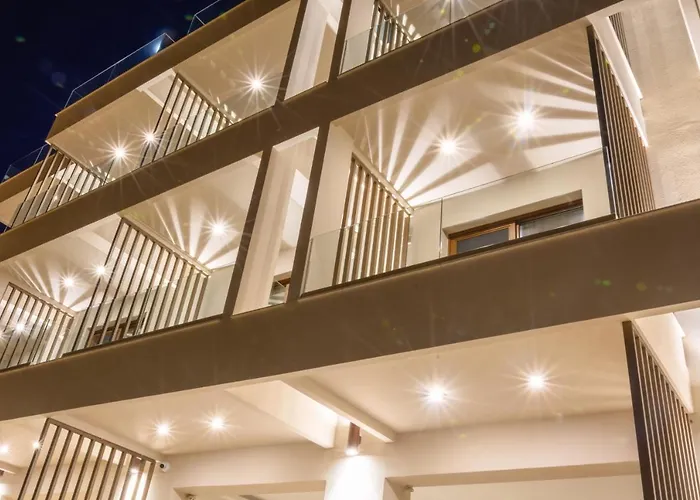 Pantheon Sea View Aparthotel 4*